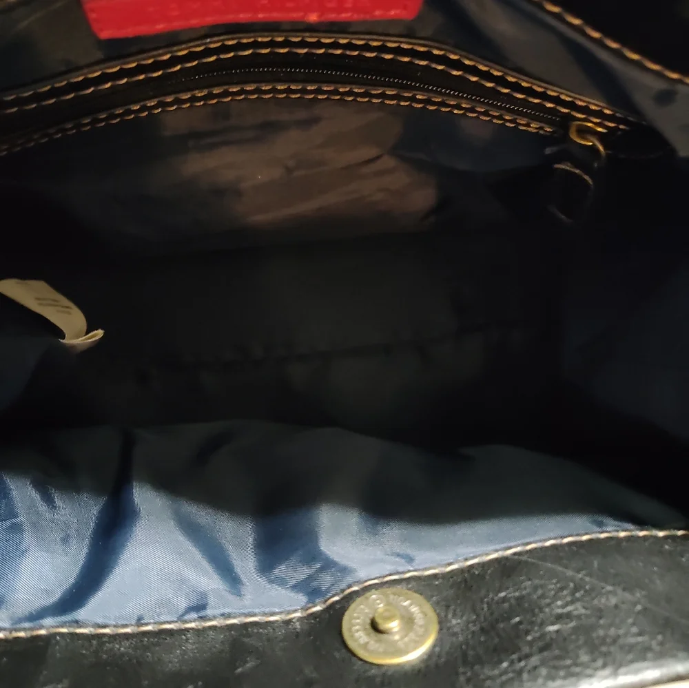 Tommy Hilfiger Purse EUC - Picture 7 of 8
